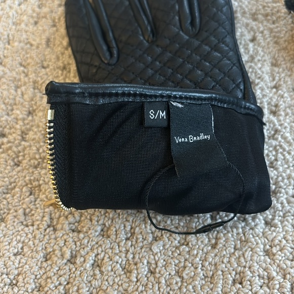 NWOT Vera Bradley Black Quilted Leather Gloves with gold zipper and hardware - Picture 5 of 6